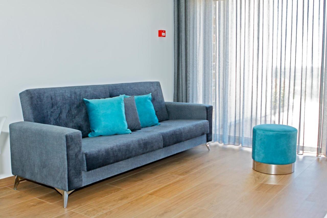 Monte Bela Vista Apartment มาเซโด เด กาบาเลย์รอส ภายนอก รูปภาพ